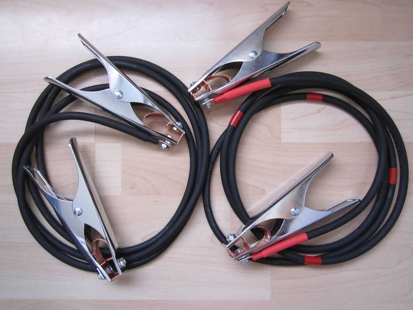 Кабели за подаване на ток: 2х 2.5м, 16mm^2 - нови
