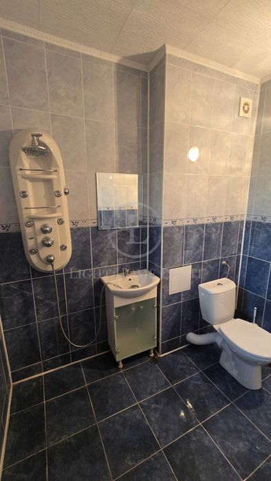 Продава се Двустаен апартамент в Пловдив, Център - 75 кв.м за 1047 €/кв.м - Снимка #9