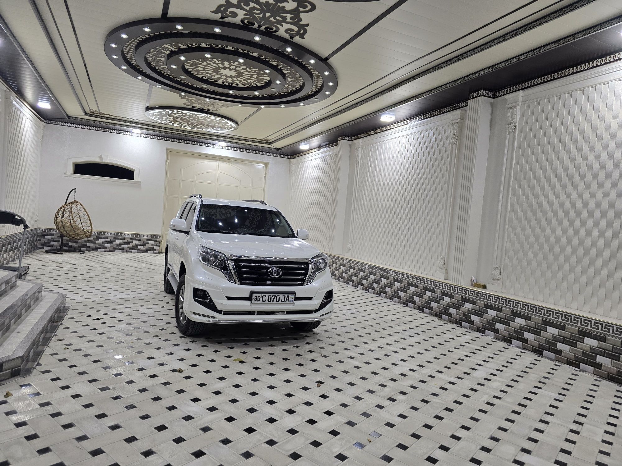 Prado 150 talik Holati zur