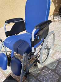Vând scaun rulant persoane cu handicap