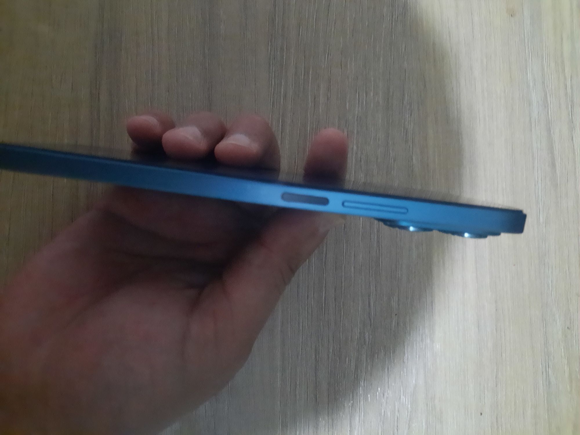 Honor x8b 256 xolati zor