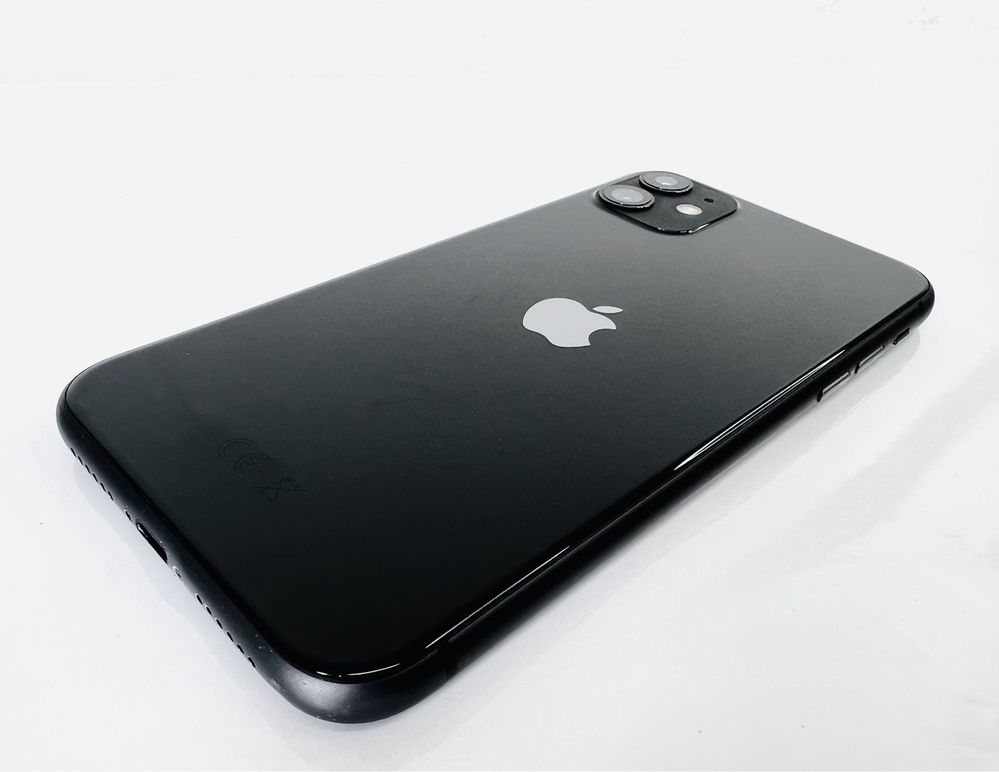 Apple iPhone 11 64GB Black Отличен! Гаранция!