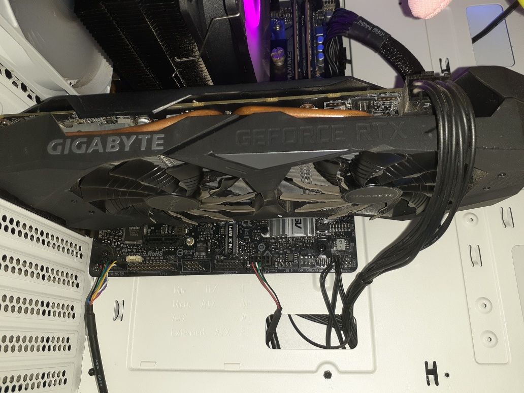 Продам Gigabyte RTX 2060 Super Windforce OC
