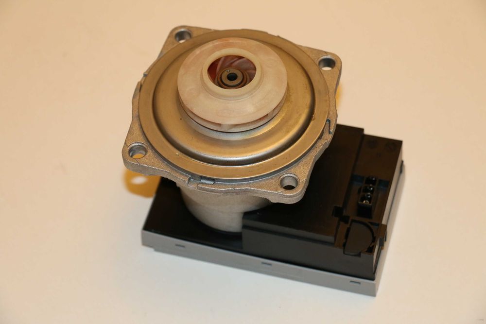 Pompa Wilo Yonos PARA FRSL15/6B PWM1 W M