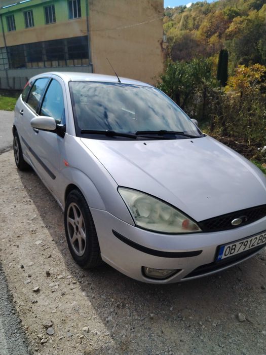 Форд фокус 1,8d автомобил