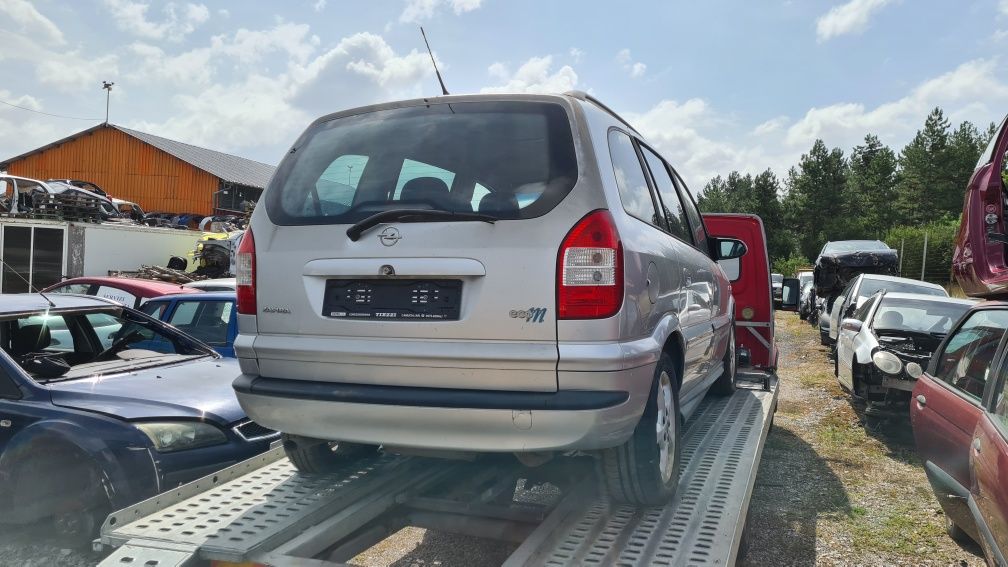 Opel Zafira 1.6 на части