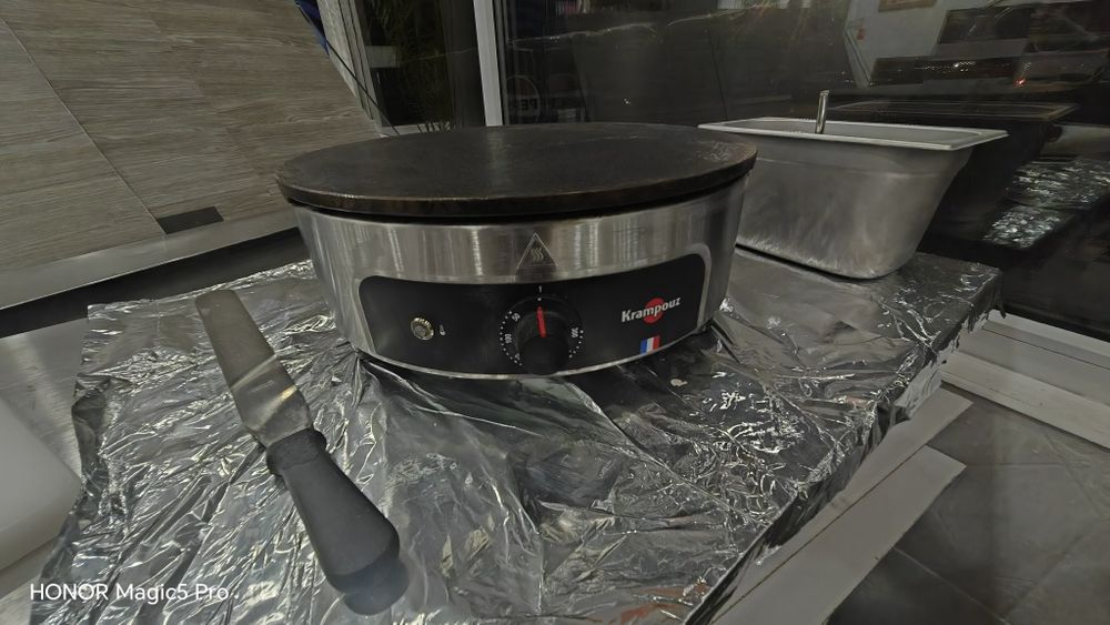 Utilaje pizzerie și clatitarie