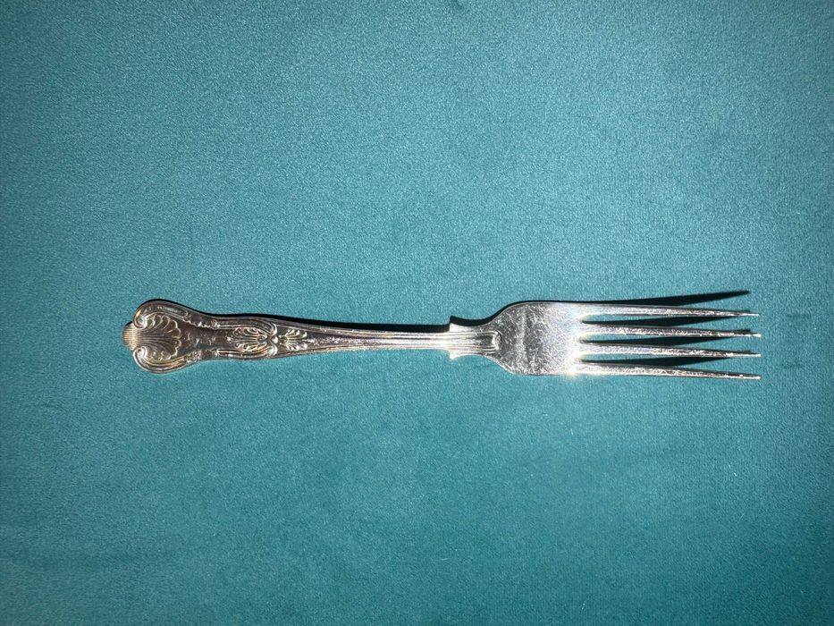 Kомплект посребрени вилици – 6 бр. + подарък 6 ножа (непосребрени)