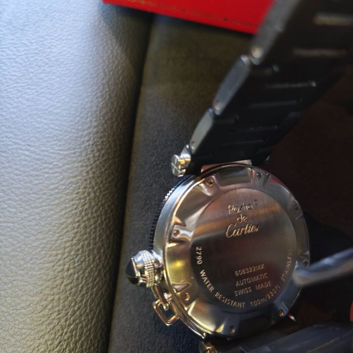 Cartier Pasha Seatimer мъжки часовник с черна каишка