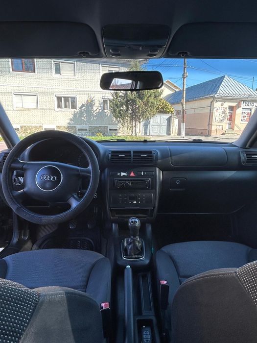 Vand Audi A 3  - An de fabricatie 2004 - motor 1.9 diesel ( 131 cp ) .