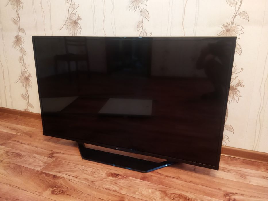 Продам телевизор LG