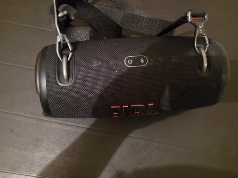Boxă jbl xtrem 3 originală merge și funcționează 10.10