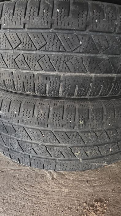 Vand 4 cauciucuri 205 65 16C, allseasons