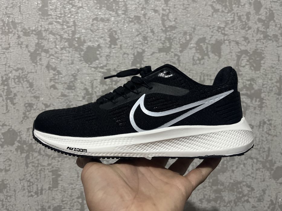 Кроссовки Nike черный