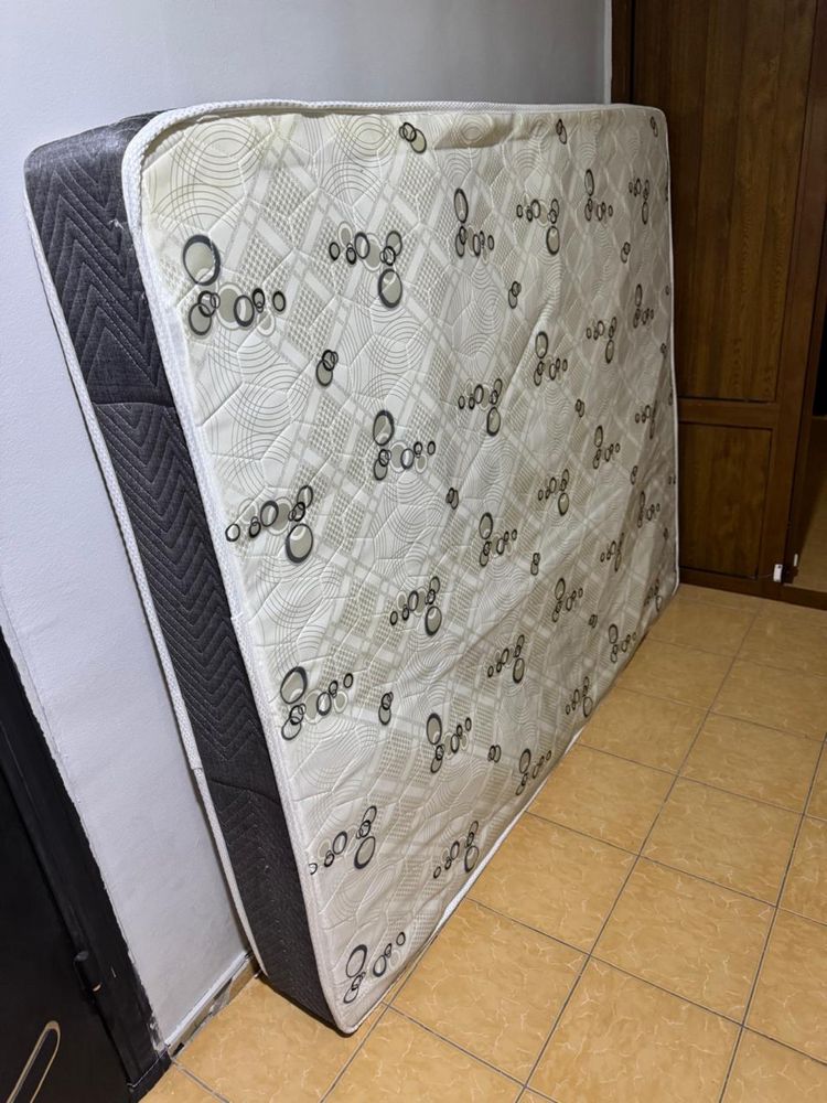 Kravat va matras