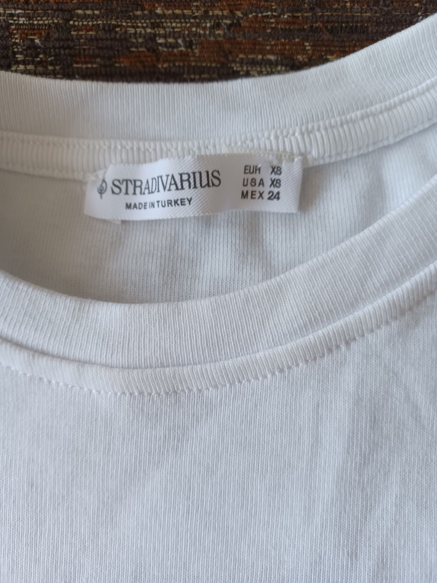 Тениска Stradivarius XS
