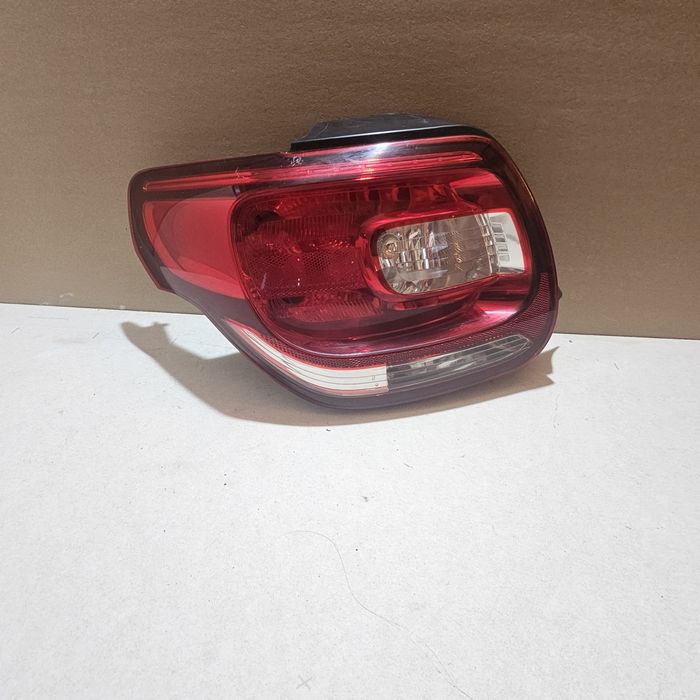 Стоп за Citroen DS3 Hatchback (11.2009 - 12.2016), хечбек, позиция: ля