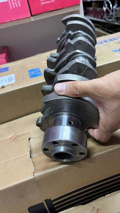 Коленвал на Nissan TD27