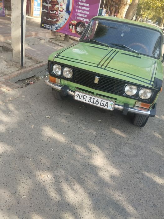 2106 vaz yashil rangda