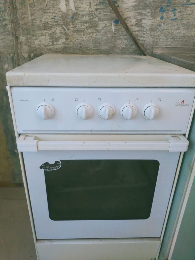 продам газовую плиту