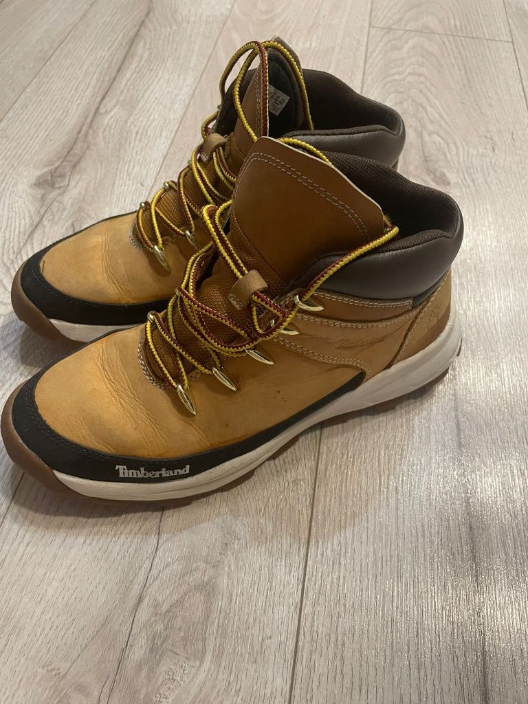 Ghete Timberland 38