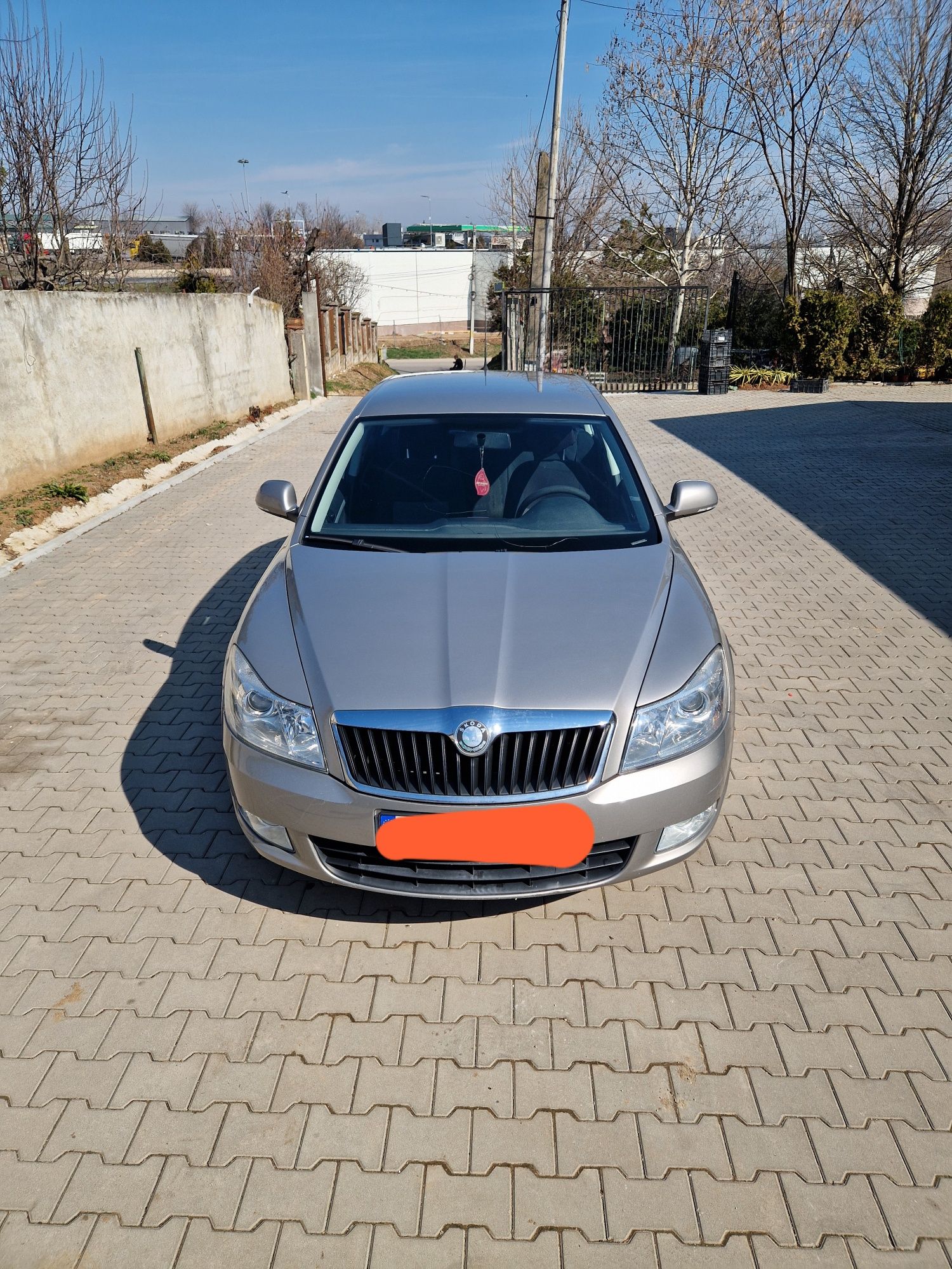 Vând Skoda Octavia