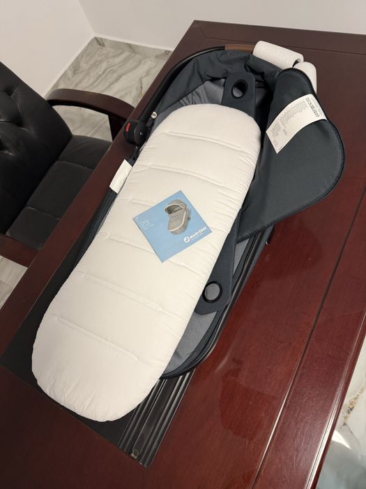 Кош за новородено Maxi Cosi Oria Essential Graphite PAT32701