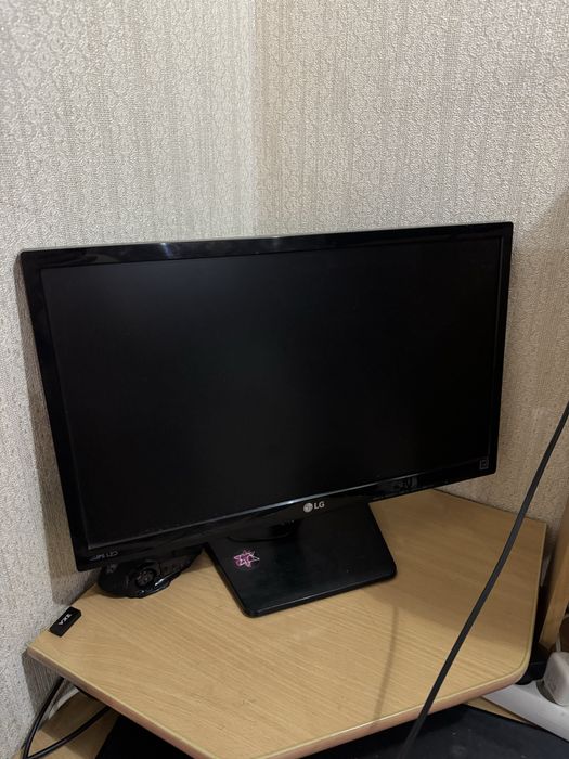 Монитор LG FULL HD