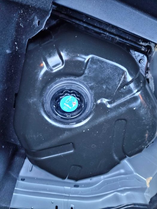 На Части: Mercedes-Benz W212 FACELIFT AMG E220 CDI 170 кс 2014