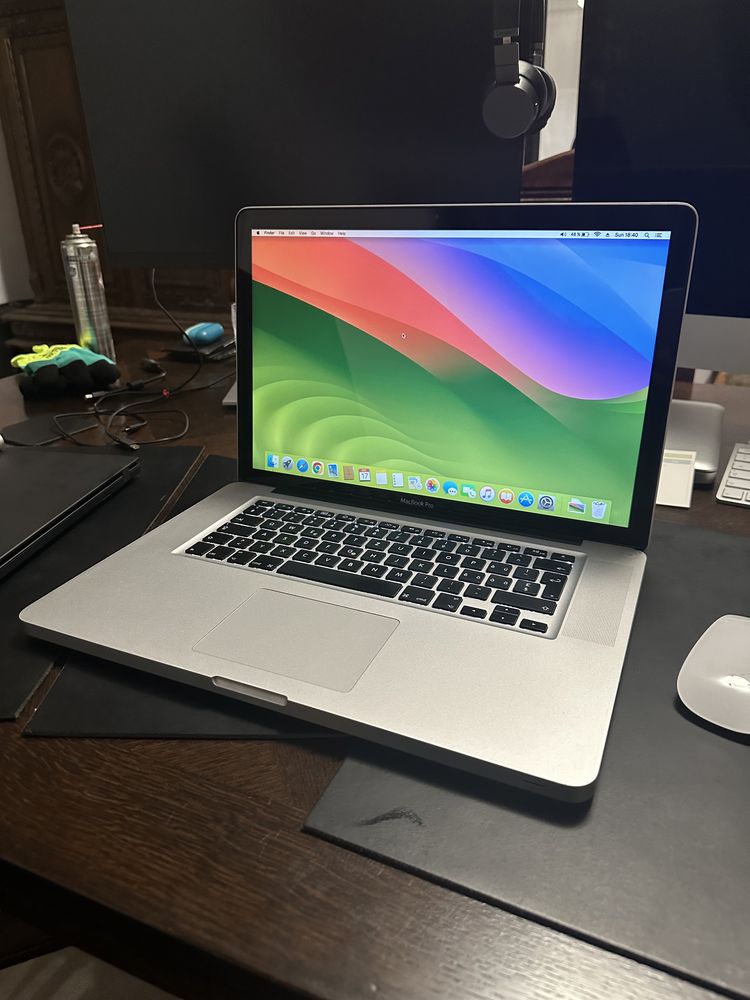 Laptop apple Macbook Pro 15”