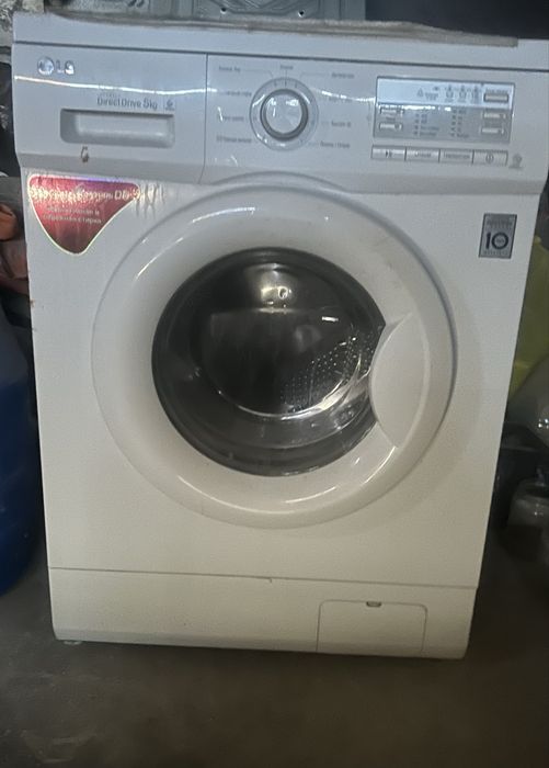 Машинка стиральная