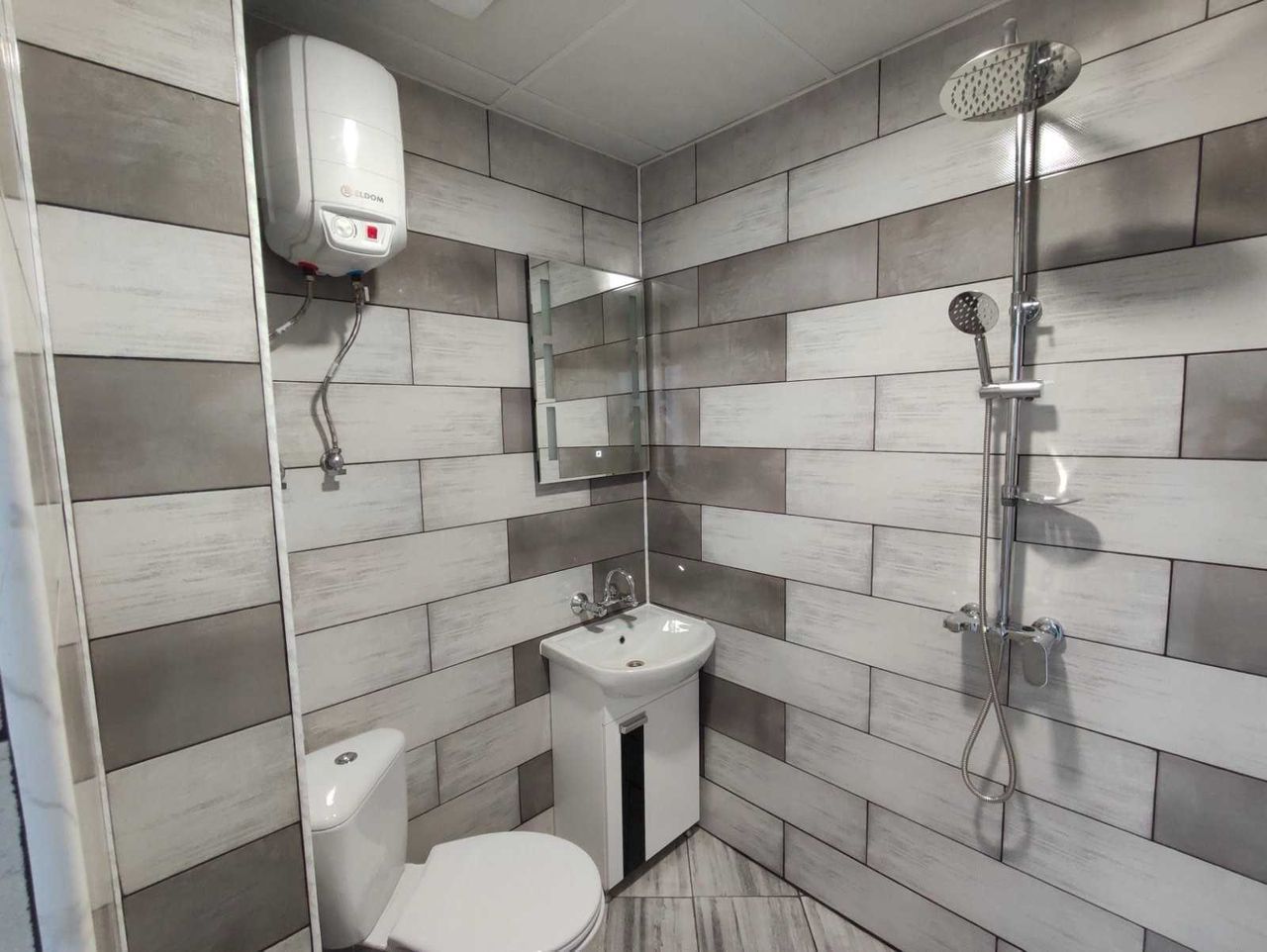 Продава се Магазин в Велико Търново, Център - 100 кв.м за 1500 €/кв.м - Снимка #6