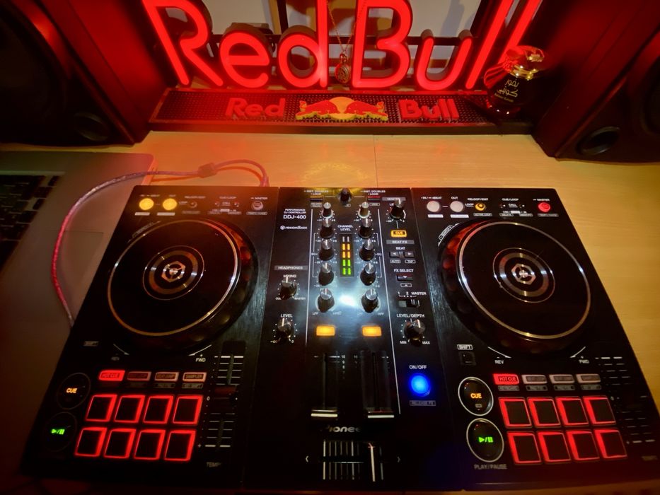 Контроллер DDJ - 400 (диджейский пульт)