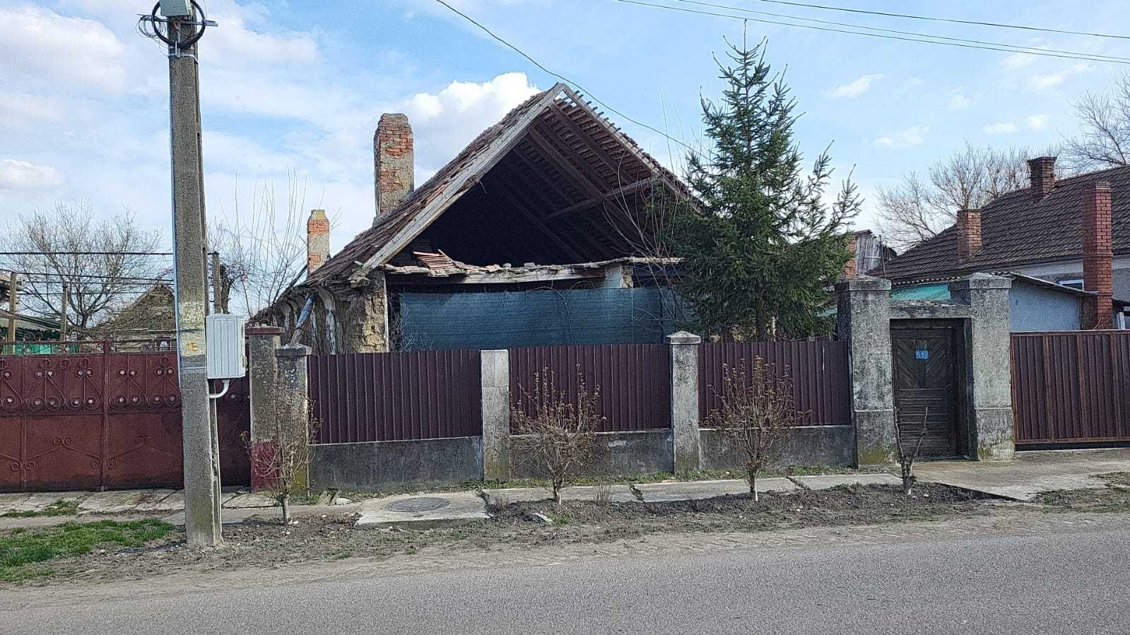 Teren cu casa demolabila