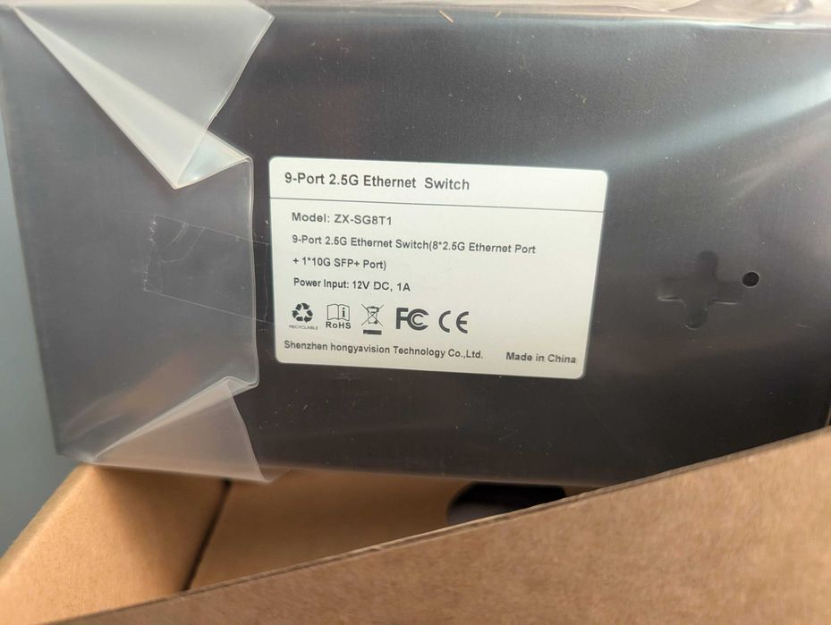 Sistem stocare in retea/NAS 24Tb(3X8Tb WD RED)+ Switch 2.5Gb