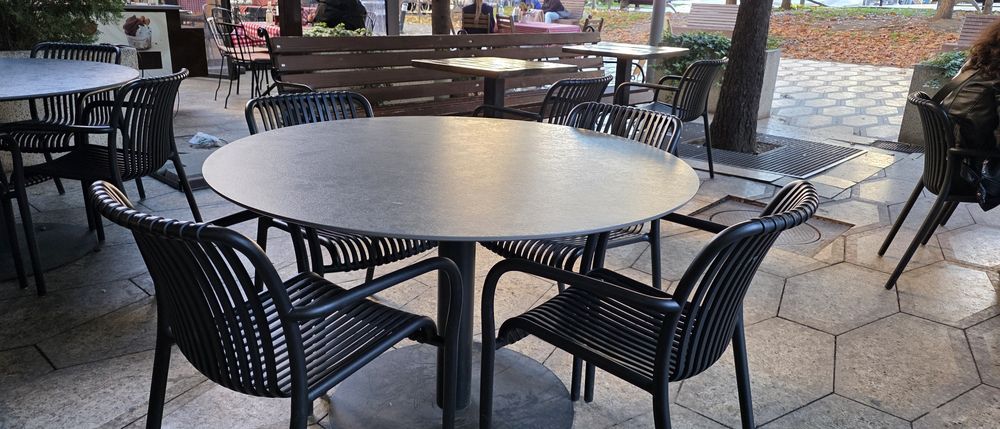 Set Masa cu 4 scaune