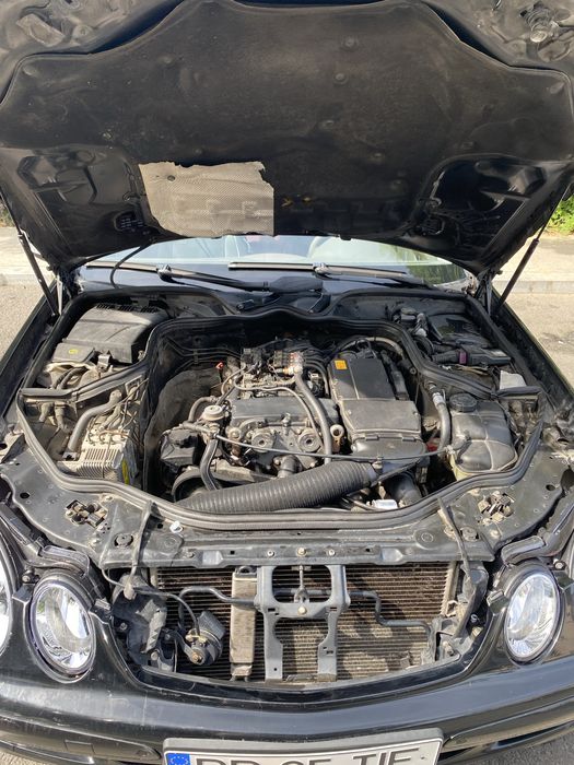 Mercedes W211 E200 Kompressor cu GPL