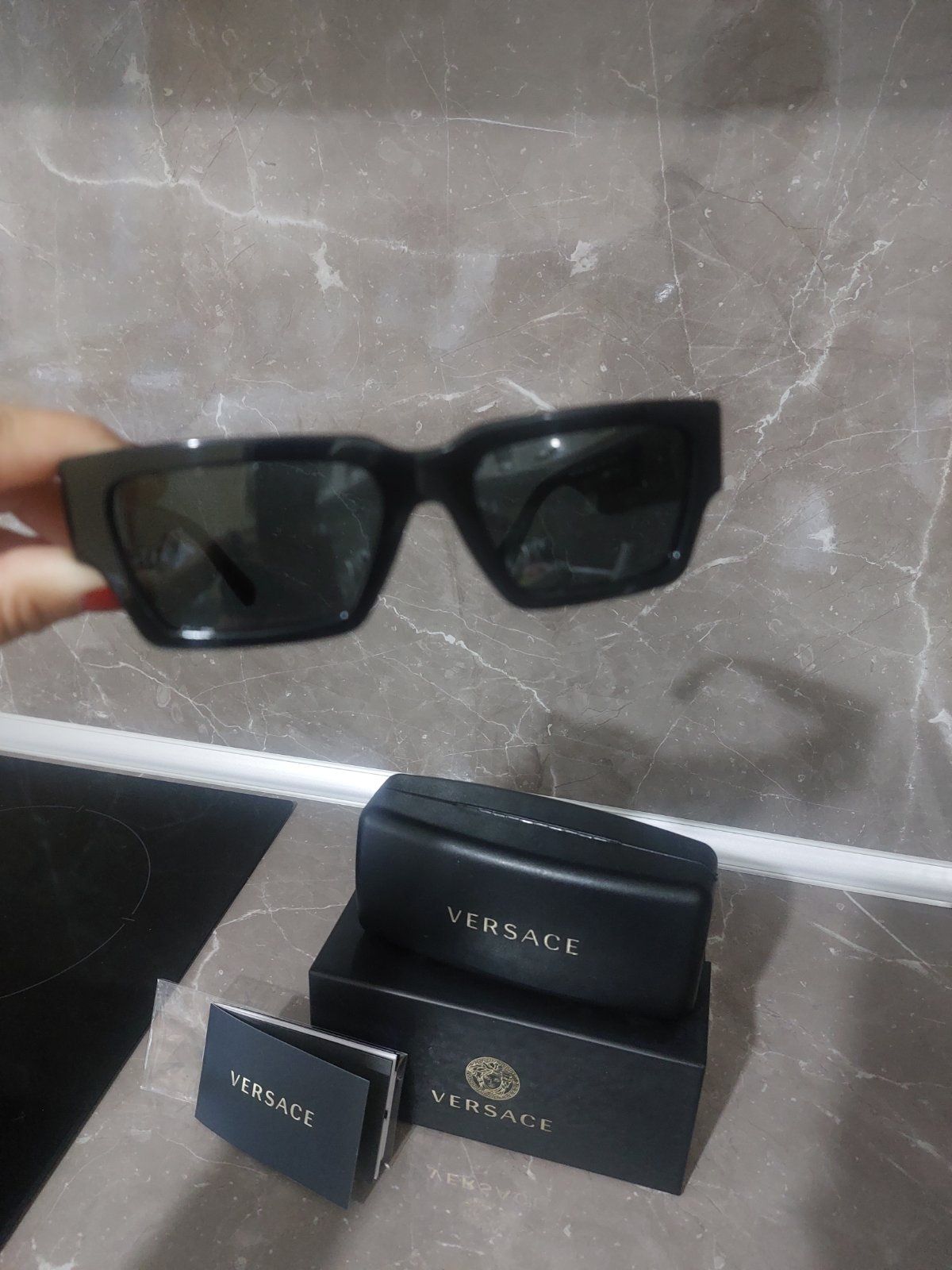 Слънчеви очила Versace