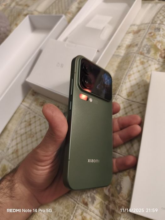 Xiaomi 17 Pro , Green