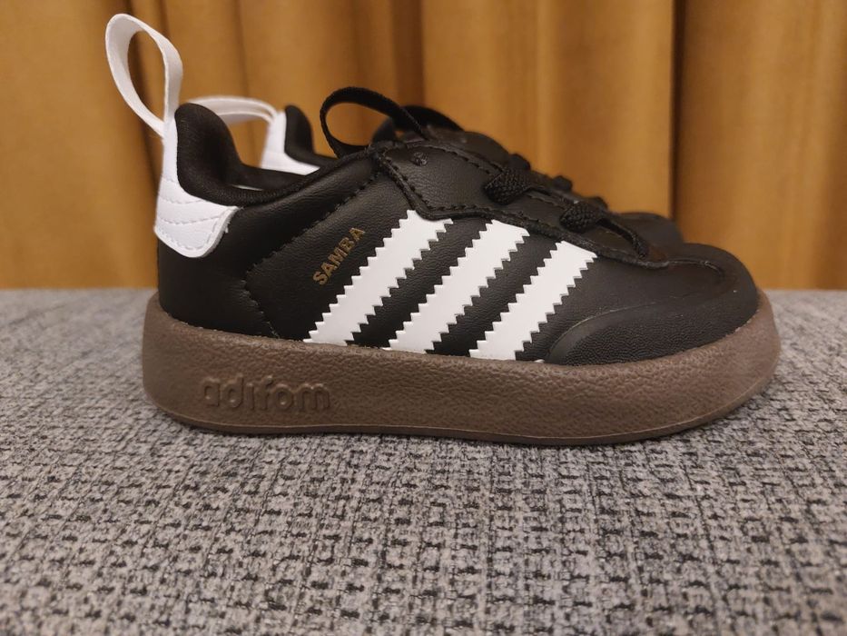Детски обувки adidas samba