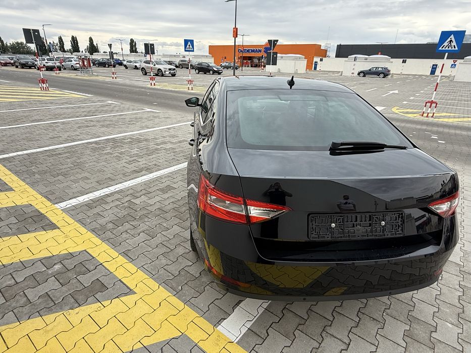 Skoda Superb Edition 100 DSG