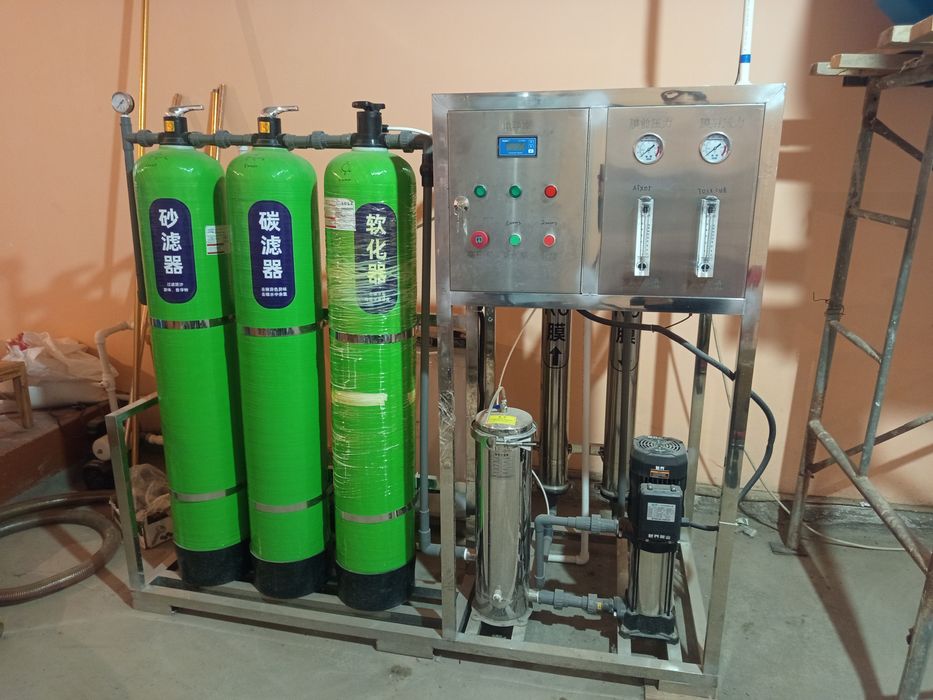 Suv filtir ishlab turibdi garantya