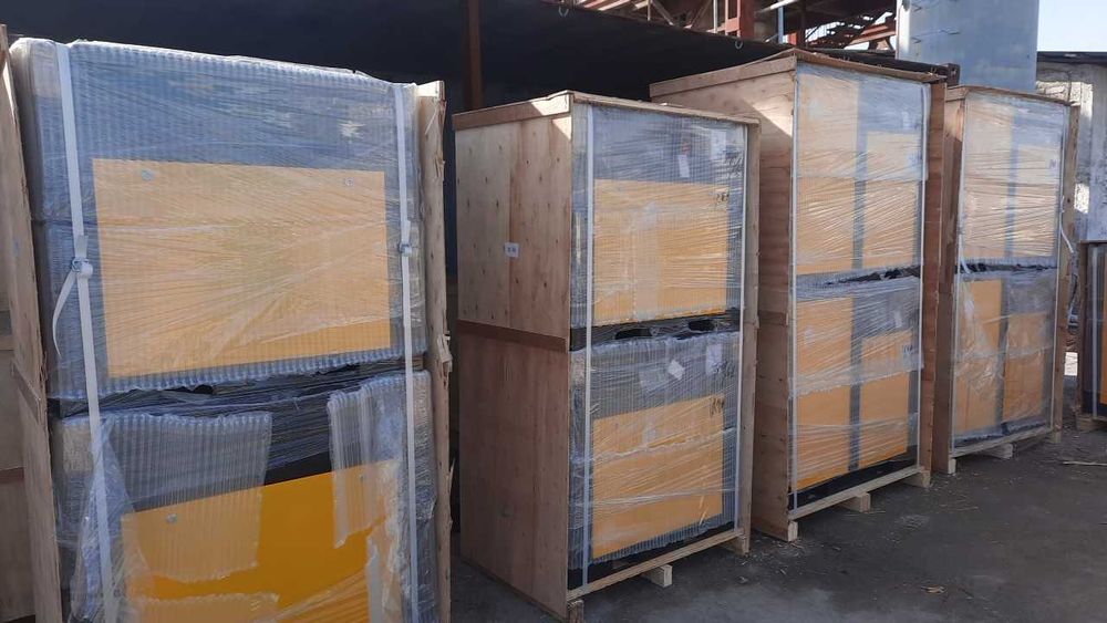 Винтовой компрессор с гарантией более одного года. (в наличии) 7.5 кВт