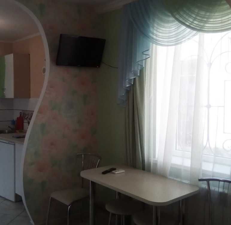 Дава се под наем Едностаен апартамент в Пловдив, Кършияка - 45 кв.м за 163.2 € - Снимка #2