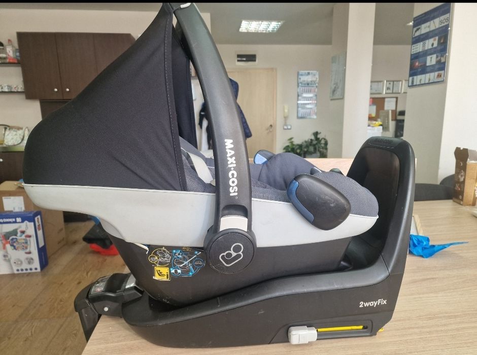 Столче и база MAXI COSI