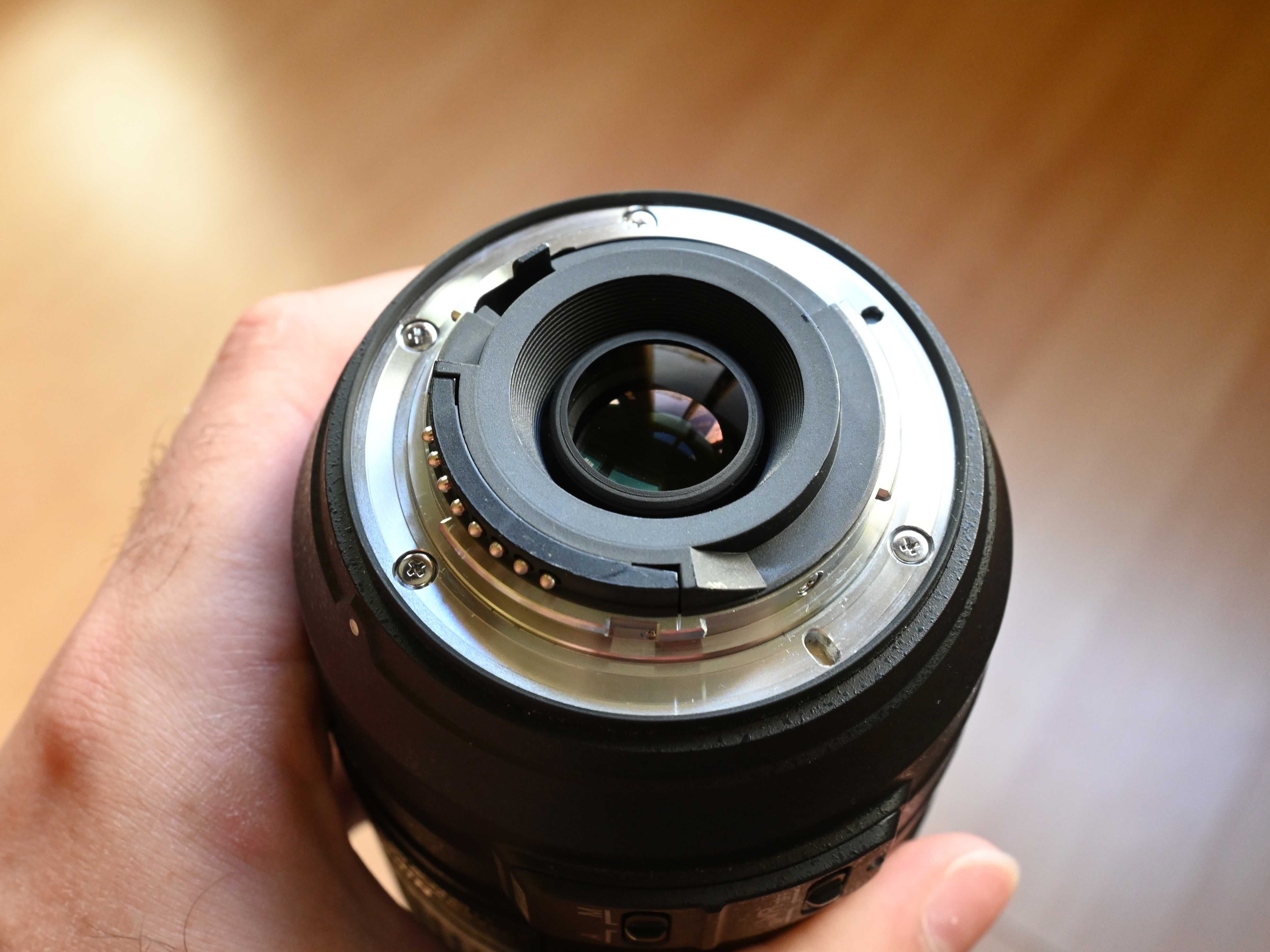 Obiectiv foto Nikon AF-S DX NIKKOR 55-300mm f/4.5-5.6G ED VR