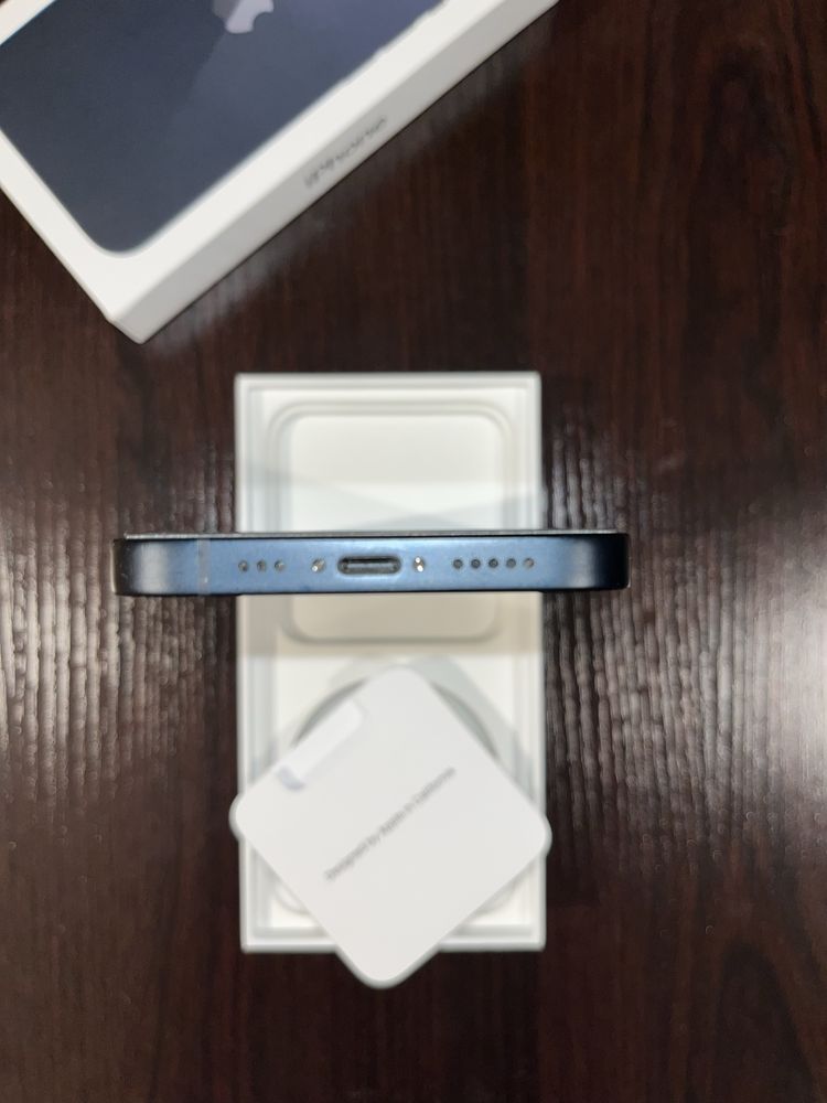 Iphone 13 Перфектен
