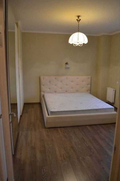 Дава се под наем Двустаен апартамент в София, Гоце Делчев - 75 кв.м за 397.8 € - Снимка #3