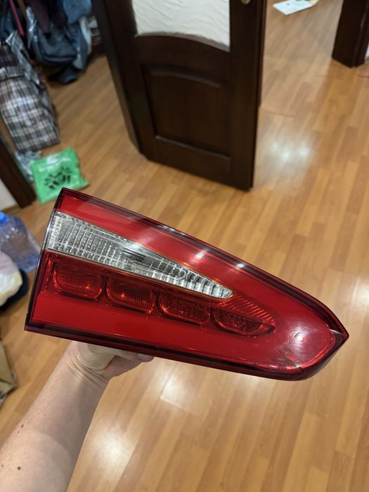 Задняя правая фара Киа Серато 3G