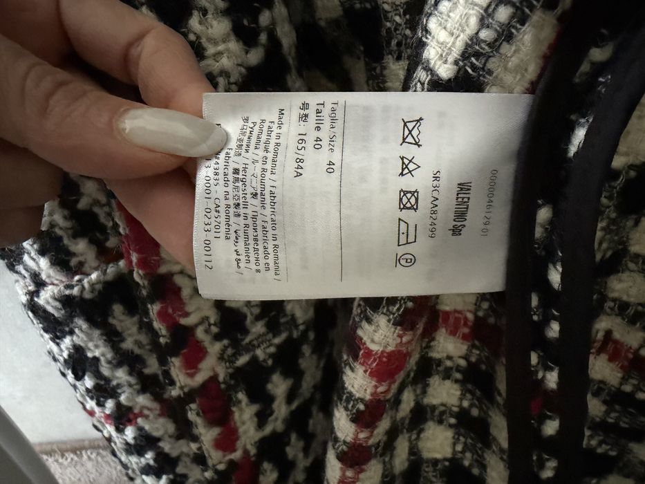 Оригинално палто ‘ Ред Валентино ‘